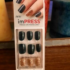 IMPRESS Nails
